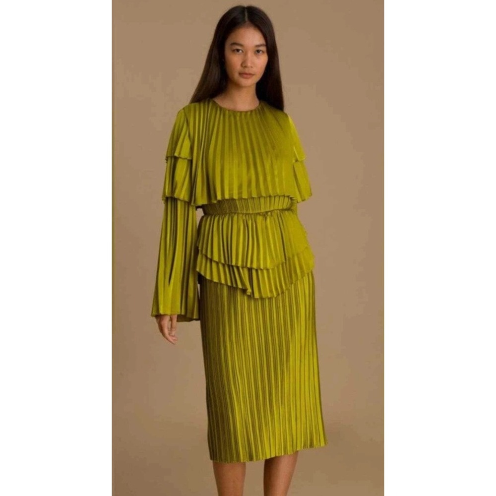 Andrea Iyamah Raffle Pleated Tiered Dress Size M NEW Bell Sleeve Chartreuse Gala